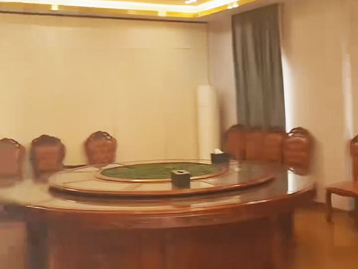 打包箱房豪华餐厅包间